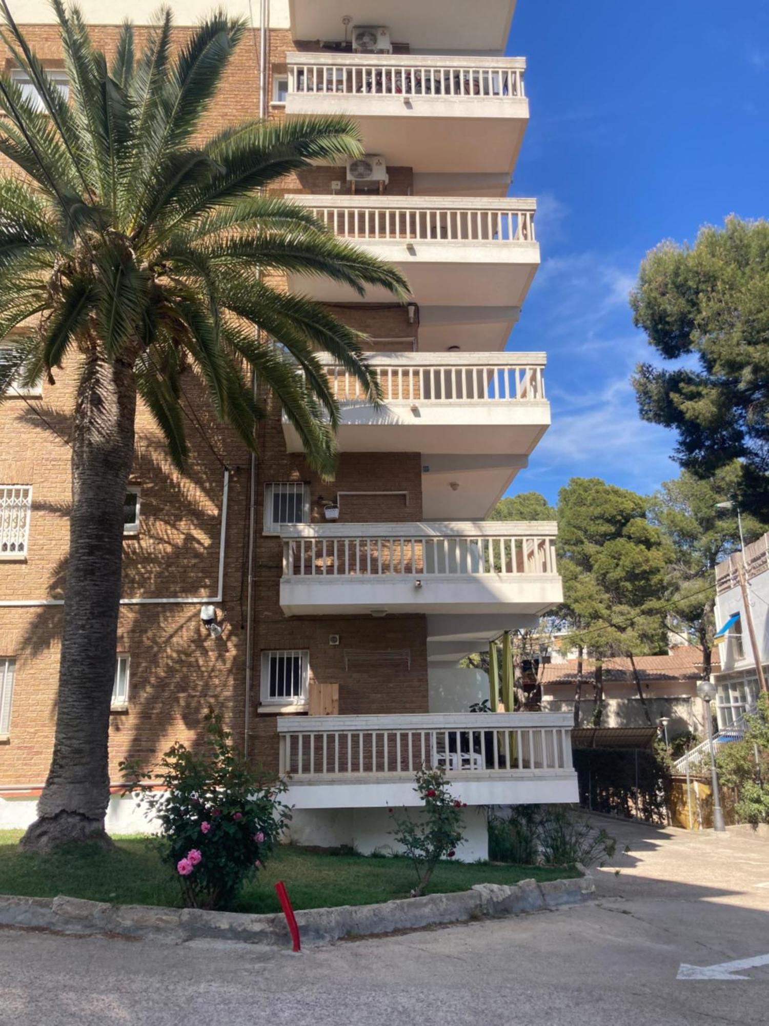 Appartement Vue Mer Avec Piscine Et Wifi Salou Buitenkant foto